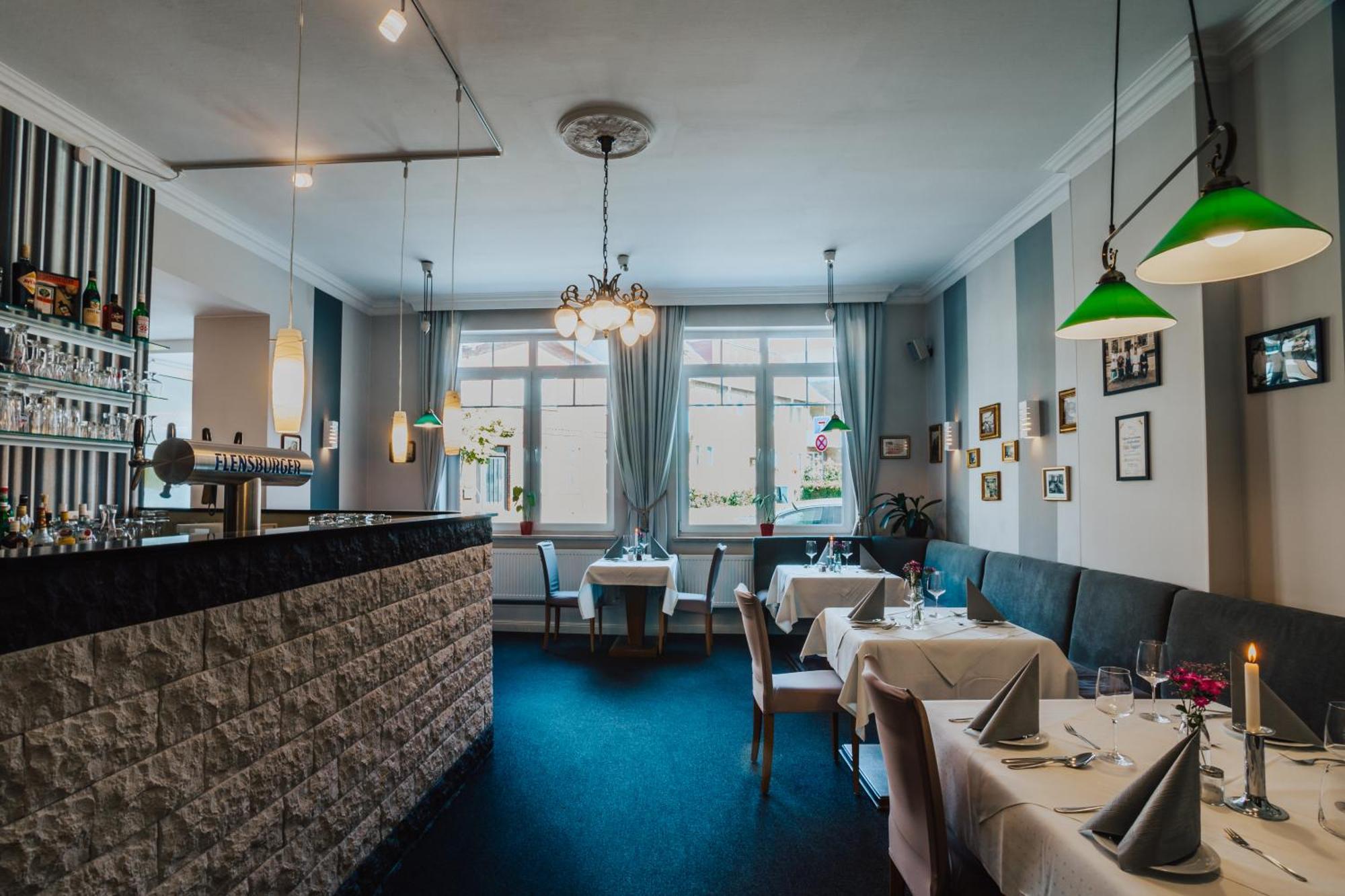 Hotel&Restaurant Wiggers Bad Oldesloe Buitenkant foto