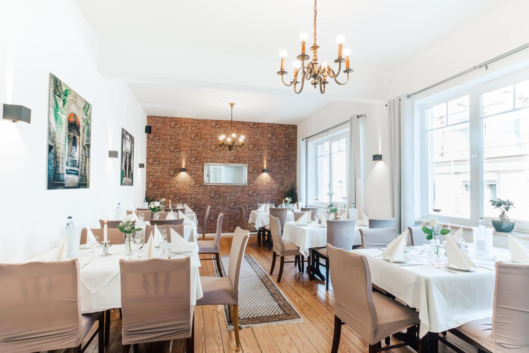 Hotel&Restaurant Wiggers Bad Oldesloe Buitenkant foto