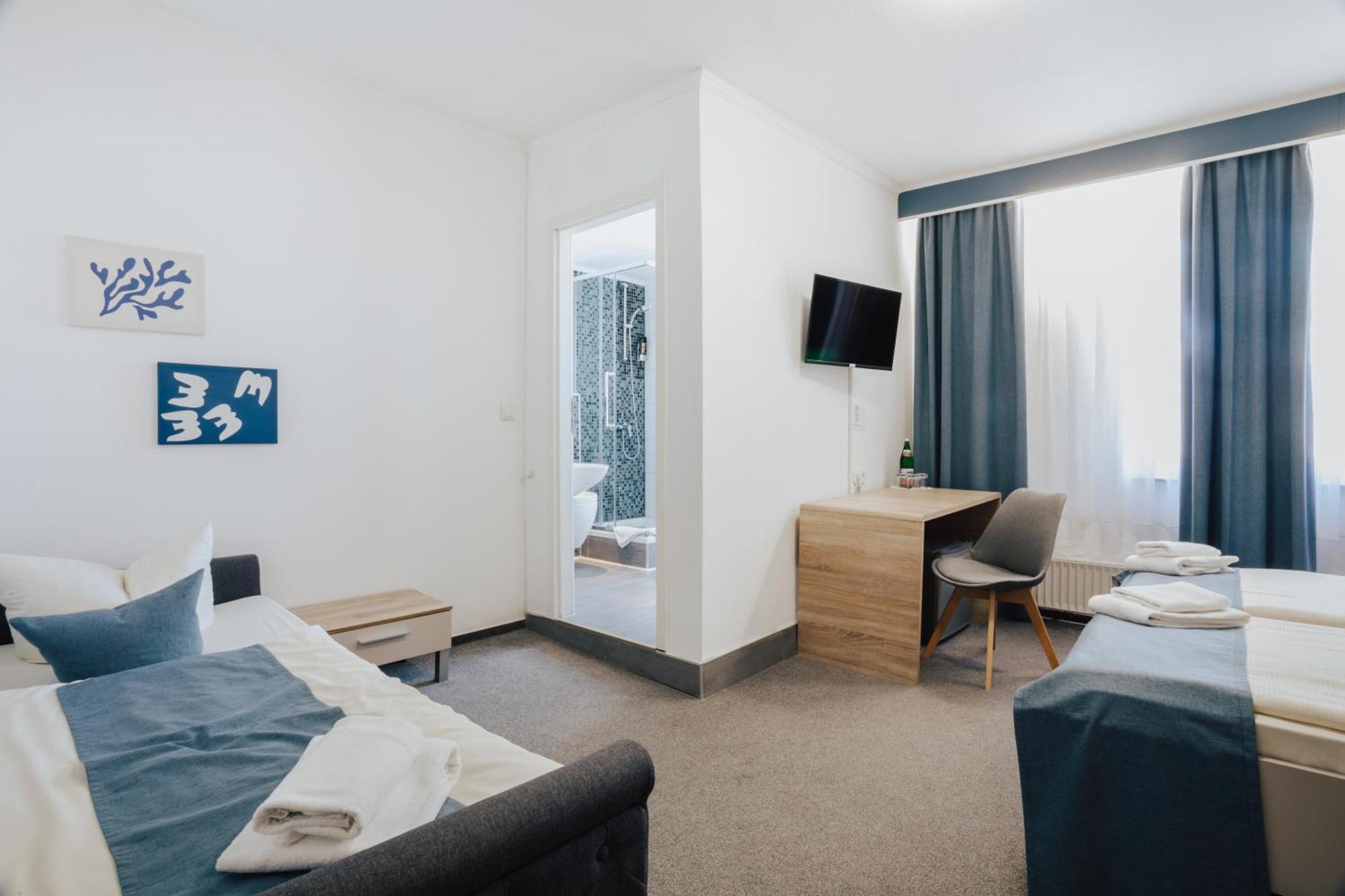Hotel&Restaurant Wiggers Bad Oldesloe Buitenkant foto